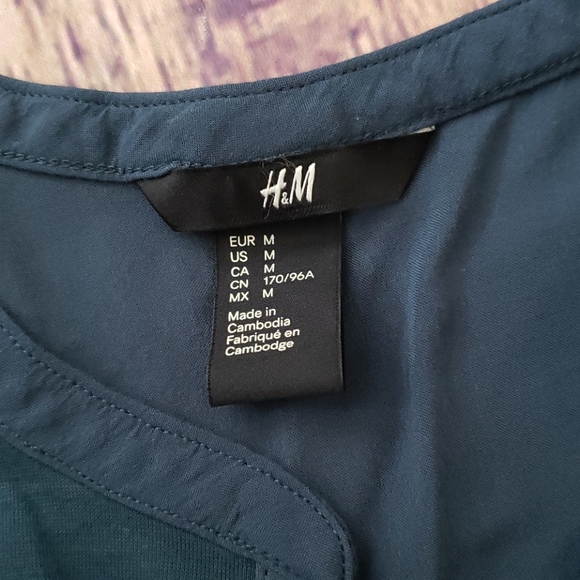 ❌SOLD❌H&M Top - Picture 4 of 4